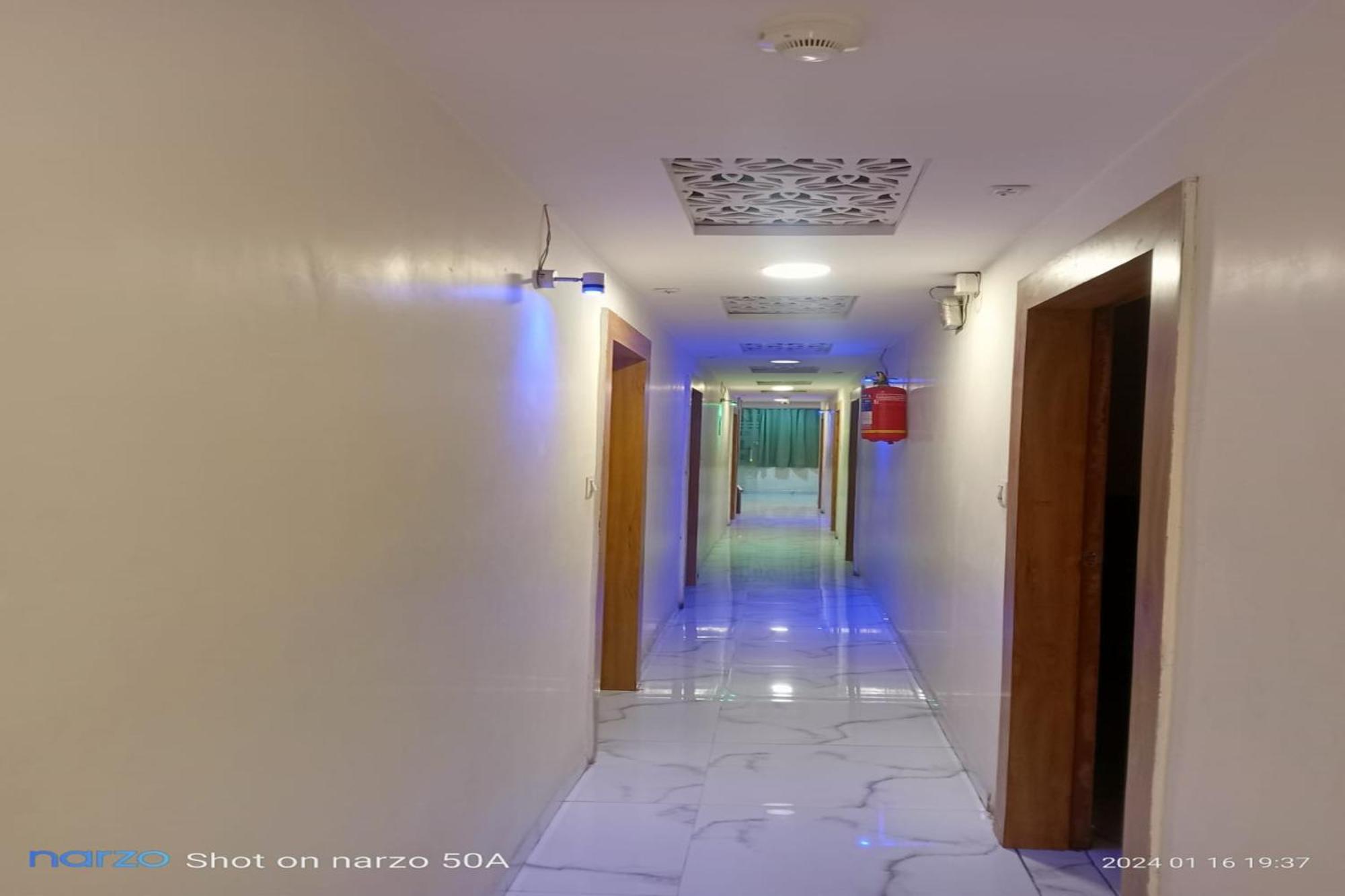 Hotel New Lake View Amhedabad Dış mekan fotoğraf
